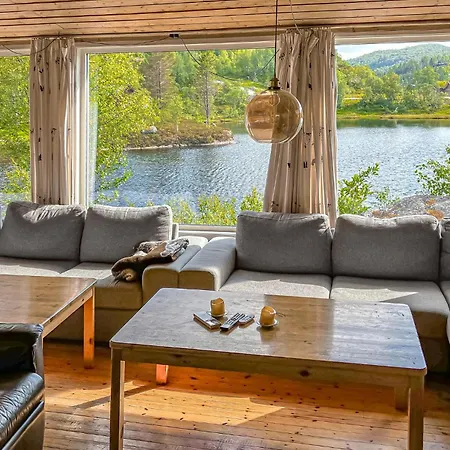 Cozy In With House Sea View Апартаменты